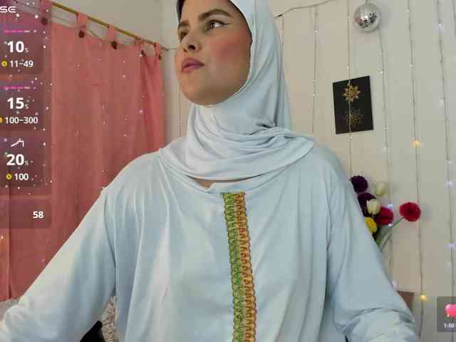 AishaAmin webcam