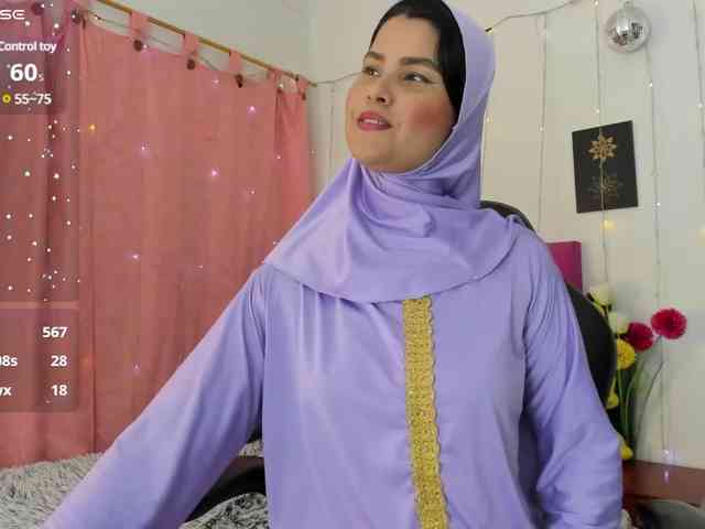 AishaAmin webcam