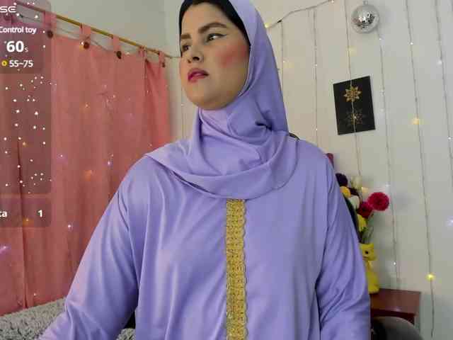 AishaAmin webcam