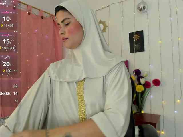 AishaAmin webcam
