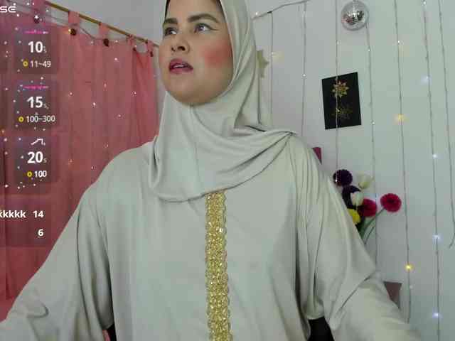 AishaAmin webcam