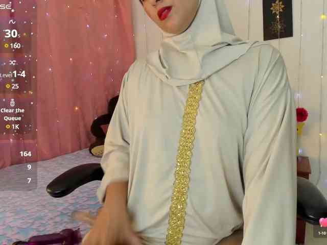 AishaAmin webcam