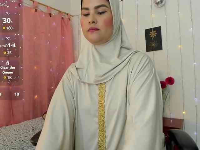 AishaAmin webcam