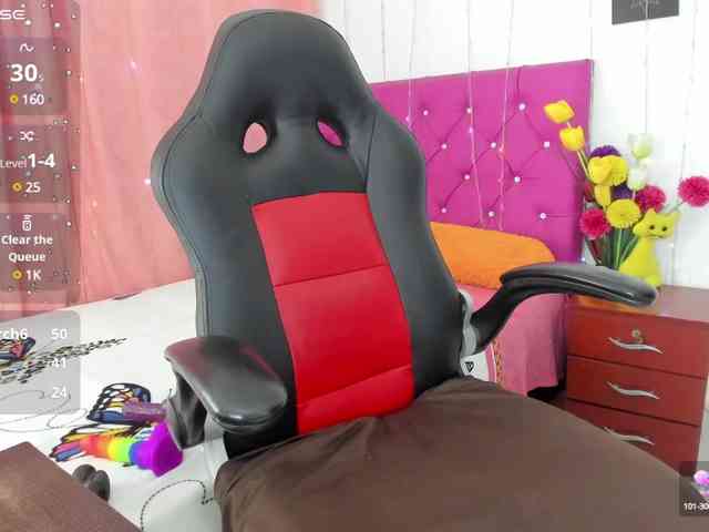AishaAmin webcam