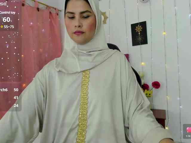 AishaAmin webcam