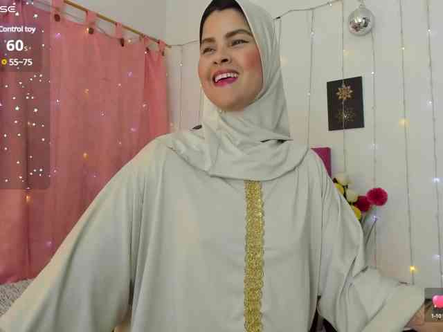 AishaAmin webcam