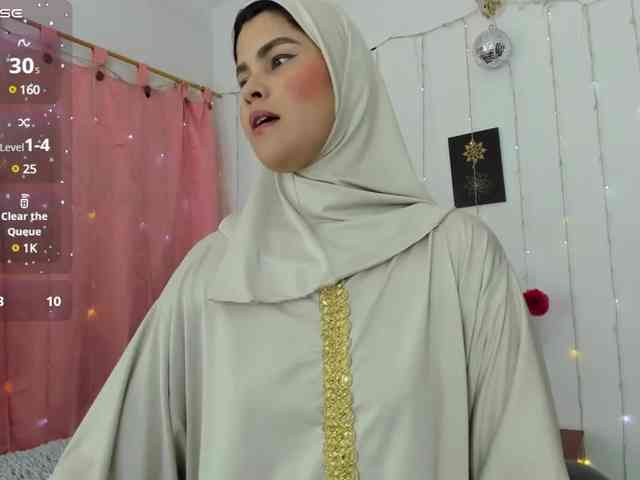 AishaAmin webcam