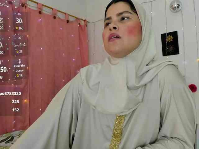 AishaAmin webcam