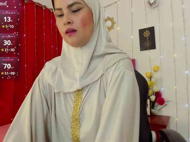 AishaAmin webcam