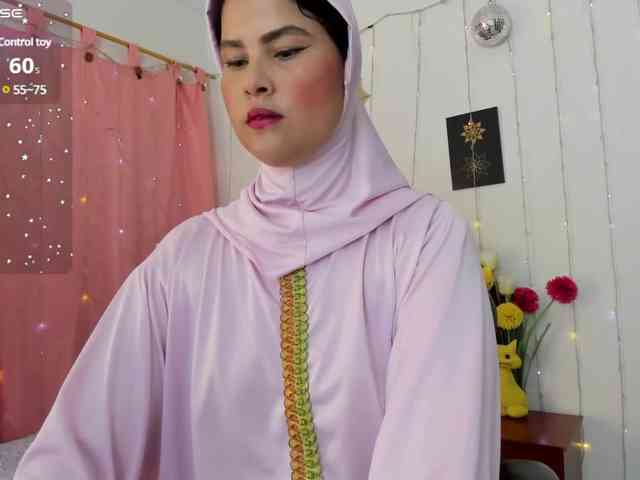 AishaAmin webcam