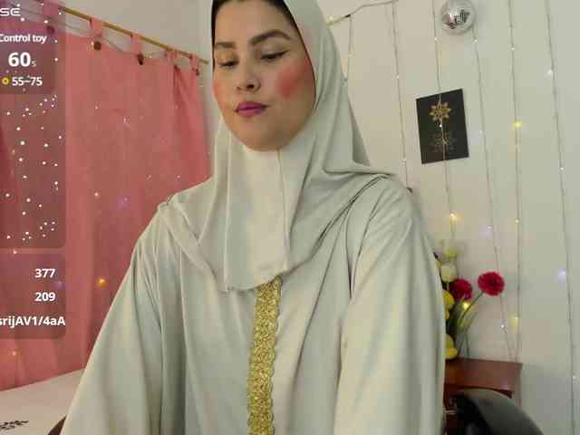 AishaAmin webcam