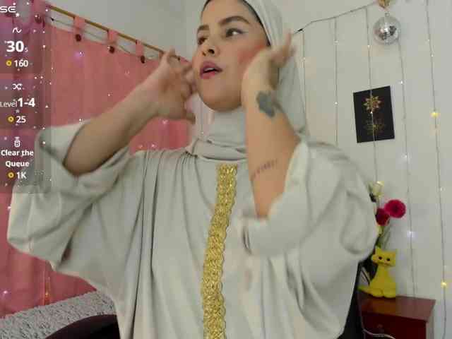 AishaAmin webcam