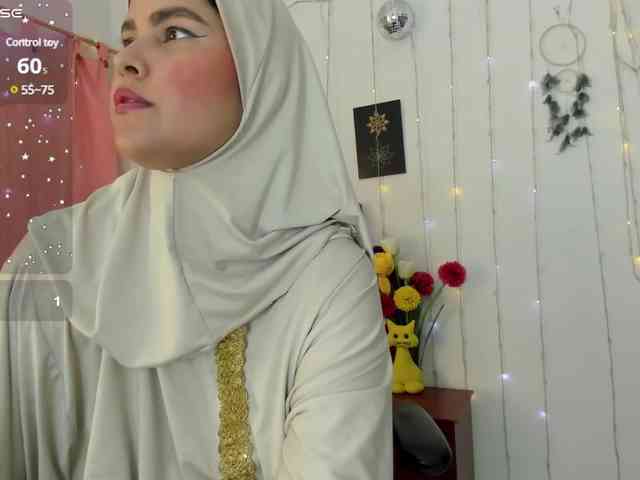 AishaAmin webcam