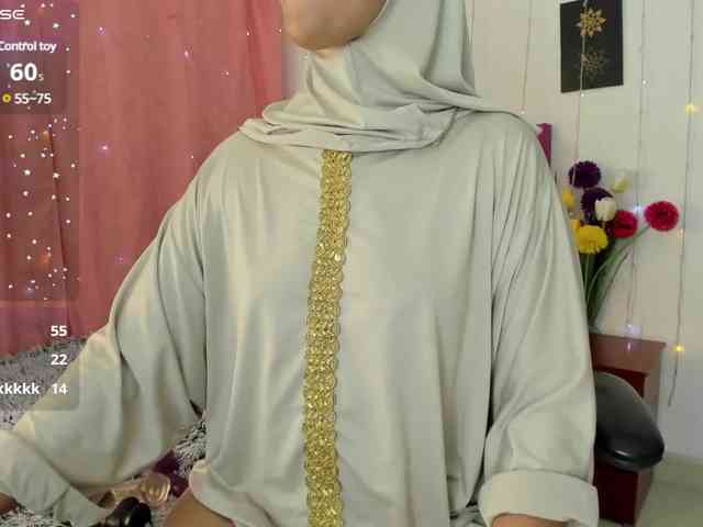 AishaAmin webcam