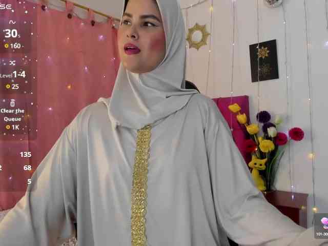 AishaAmin webcam
