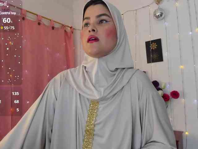 AishaAmin webcam