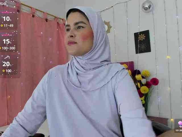 AishaAmin webcam