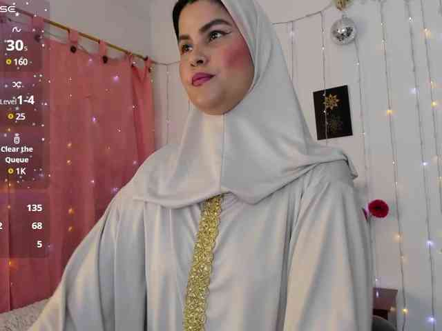 AishaAmin webcam