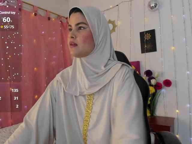 AishaAmin webcam