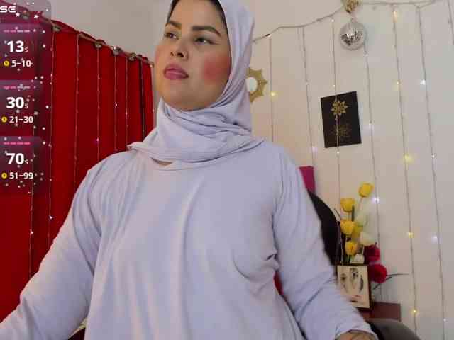 AishaAmin webcam