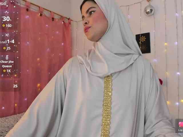 AishaAmin webcam