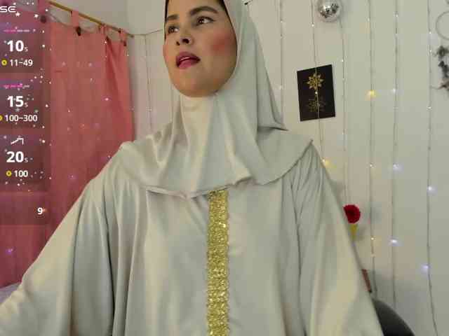 AishaAmin webcam