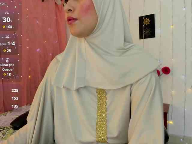 AishaAmin webcam