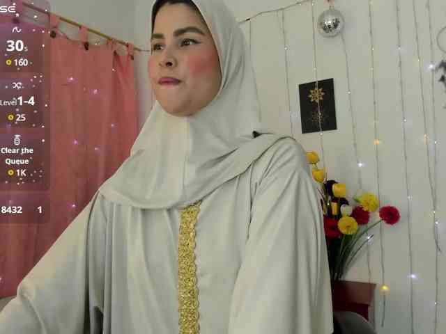 AishaAmin webcam