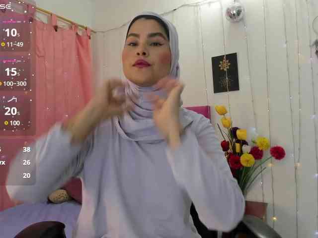 AishaAmin webcam