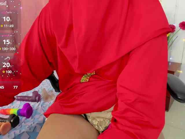 AishaAmin webcam