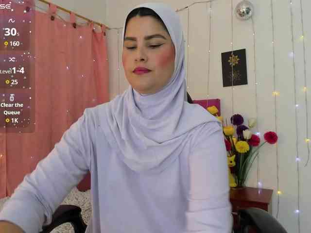 AishaAmin webcam