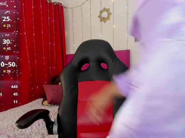 AishaAmin webcam