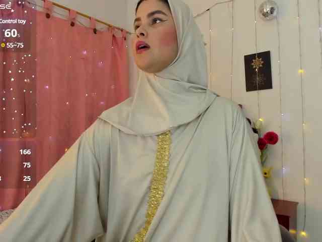 AishaAmin webcam
