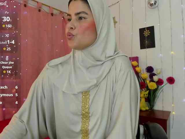 AishaAmin webcam