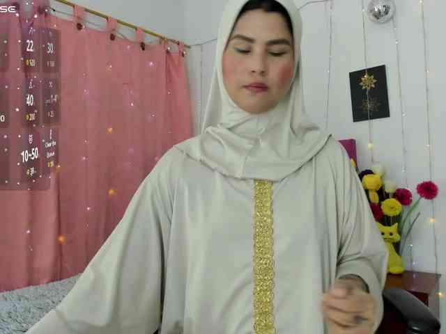 AishaAmin webcam