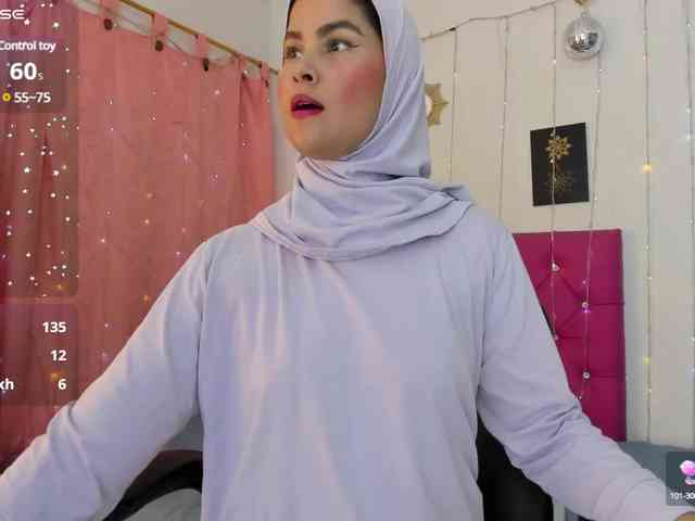 AishaAmin webcam
