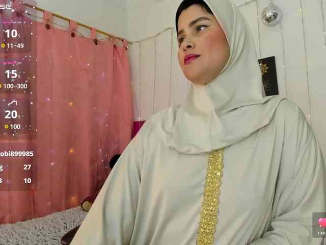 AishaAmin webcam