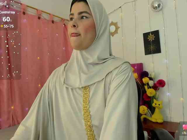 AishaAmin webcam