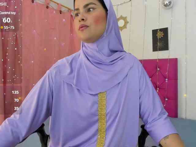 AishaAmin webcam