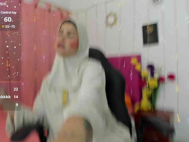 AishaAmin webcam