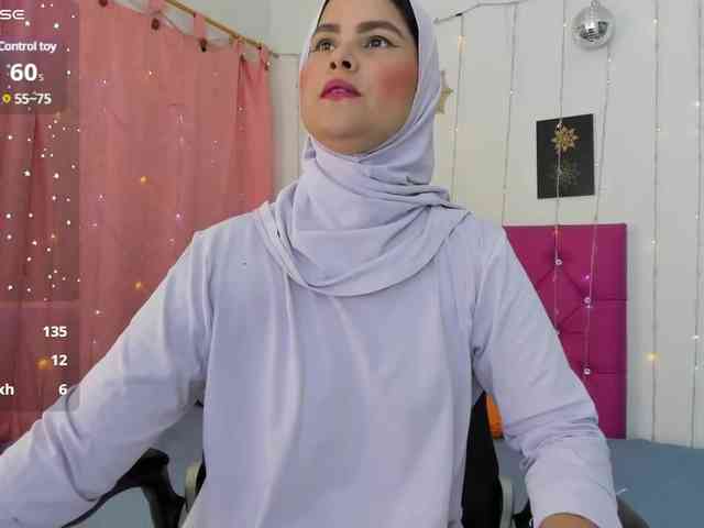 AishaAmin webcam
