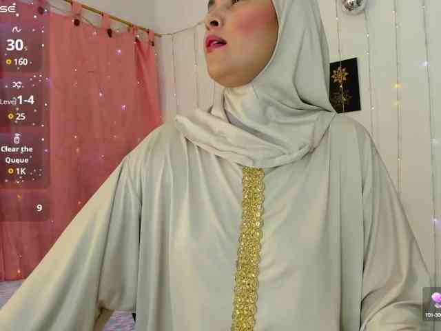 AishaAmin webcam