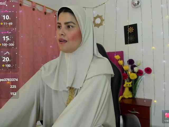 AishaAmin webcam