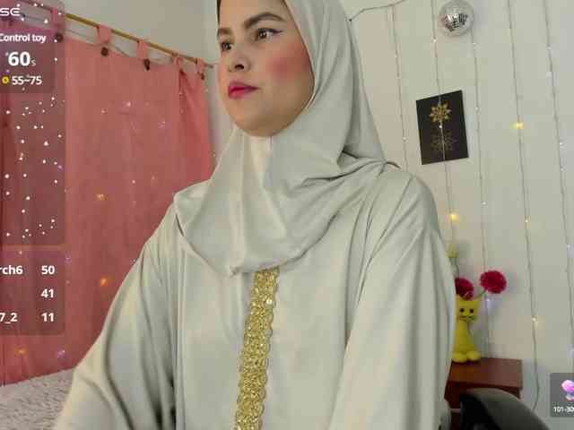 AishaAmin webcam