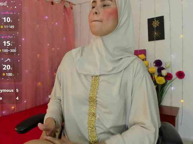 AishaAmin webcam