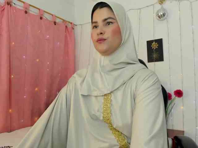 AishaAmin webcam