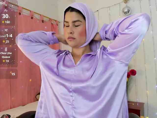 AishaAmin webcam