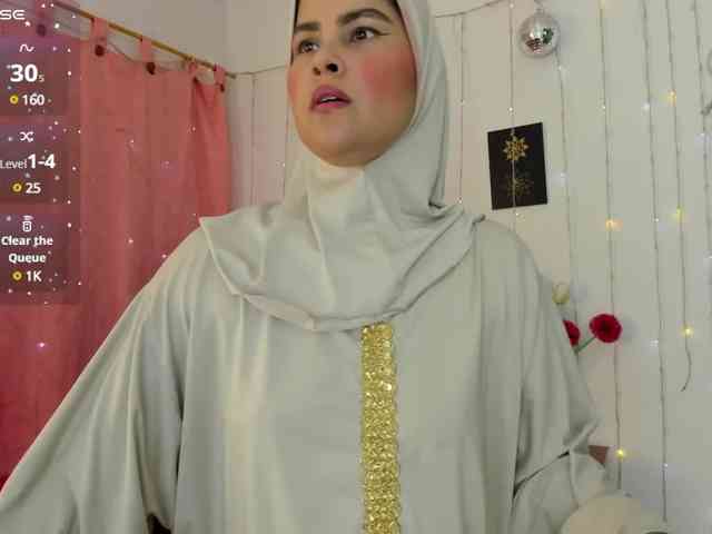 AishaAmin webcam