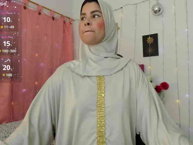 AishaAmin webcam