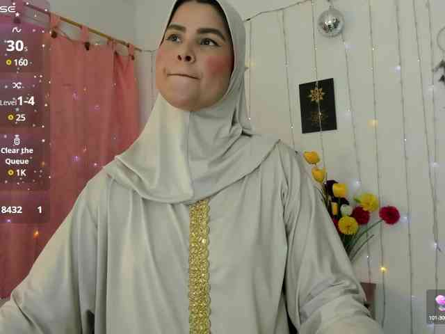 AishaAmin webcam